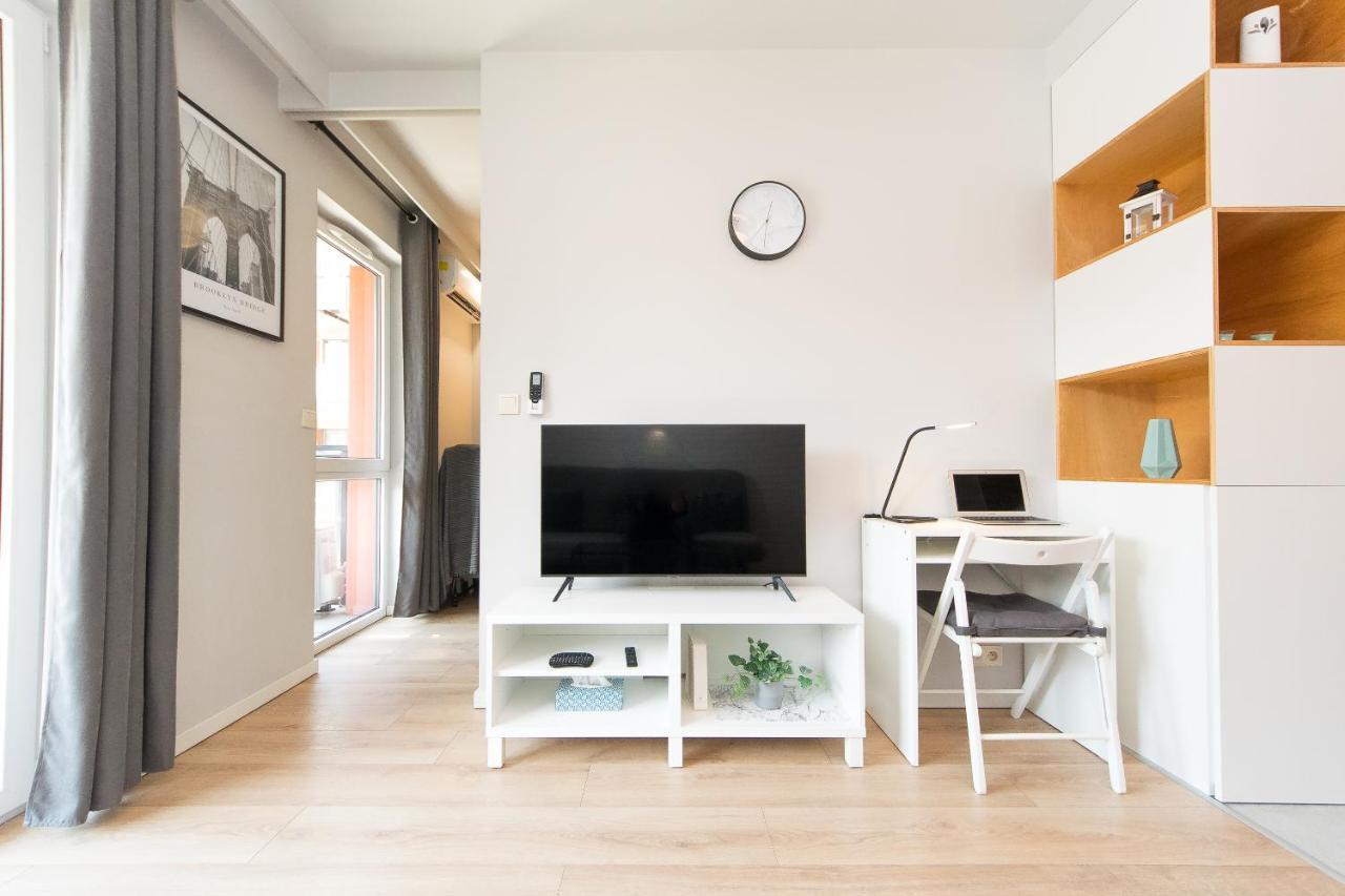 Main Trainstation One Bedroom Ac P4You Pl Krasków Eksteriør bilde